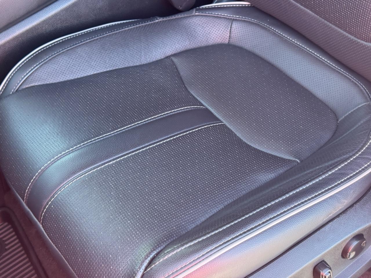 Honda Pilot Vehicle Full-screen Gallery Image 30
