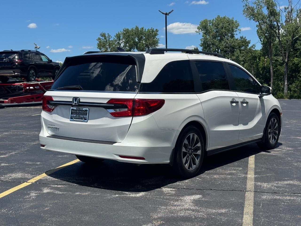 Honda Odyssey Vehicle Full-screen Gallery Image 04