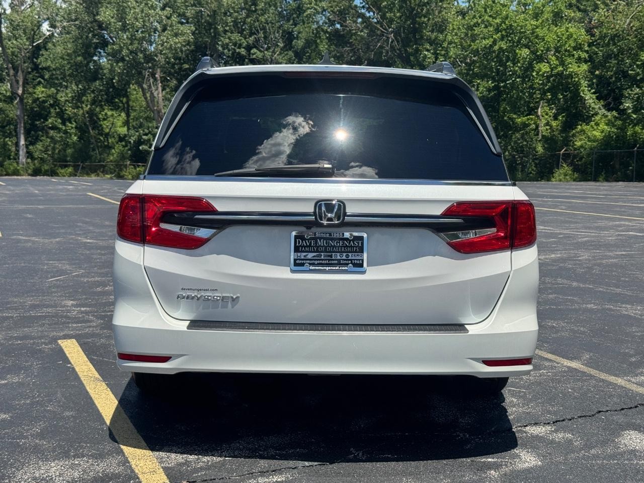 Honda Odyssey Vehicle Full-screen Gallery Image 06