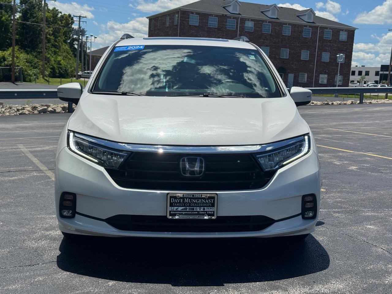 Honda Odyssey Vehicle Full-screen Gallery Image 10