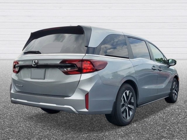 Honda Odyssey Vehicle Full-screen Gallery Image 05