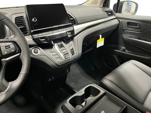 Honda Odyssey Vehicle Full-screen Gallery Image 16