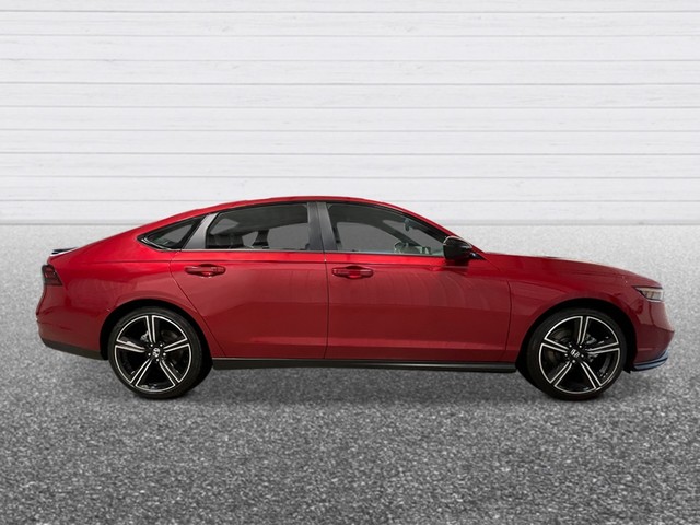 Honda Accord Hybrid Vehicle Full-screen Gallery Image 09