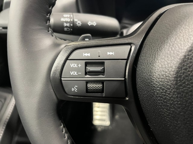 Honda Accord Hybrid Vehicle Full-screen Gallery Image 19