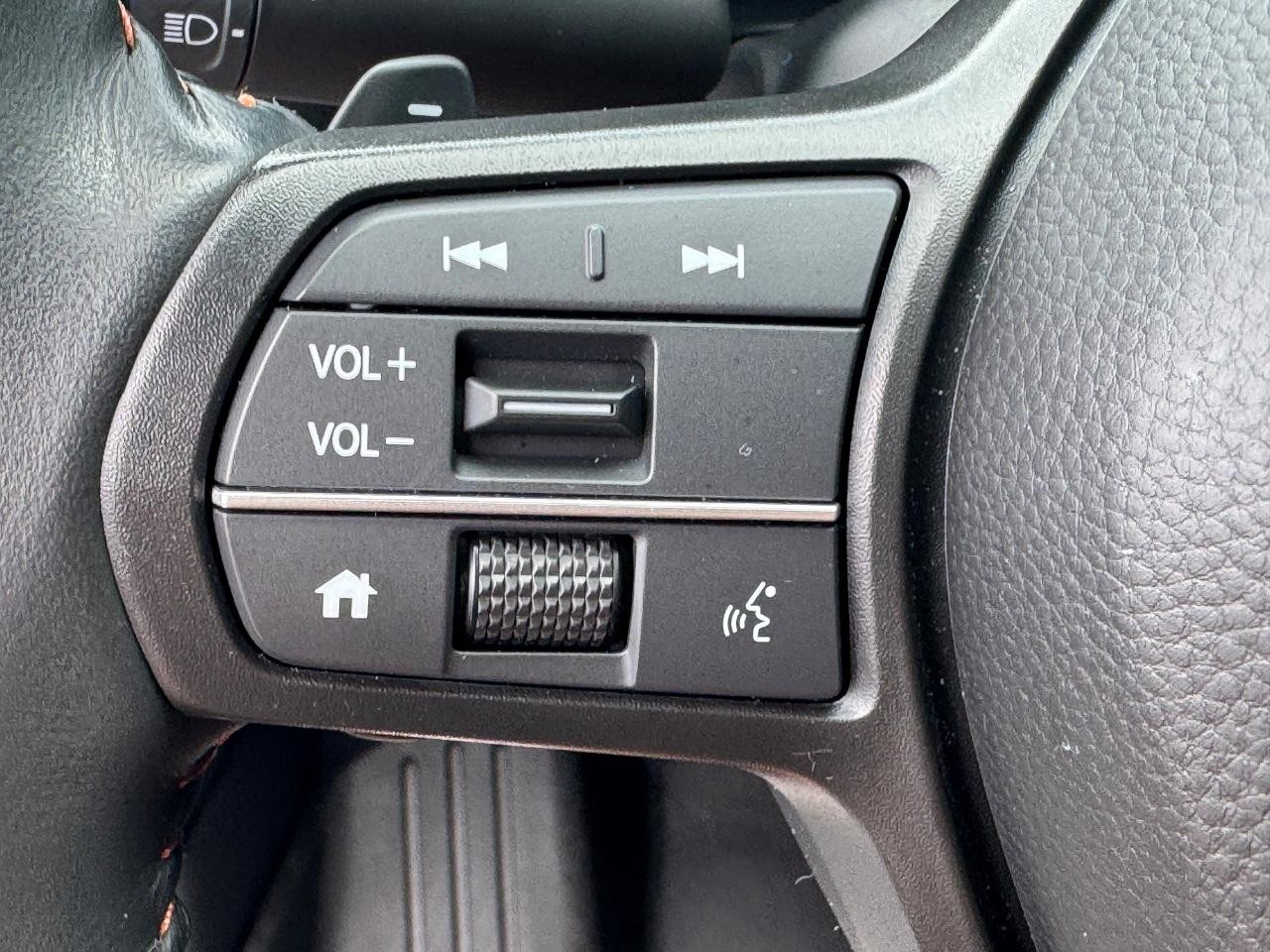 Honda CR-V Hybrid Vehicle Full-screen Gallery Image 22