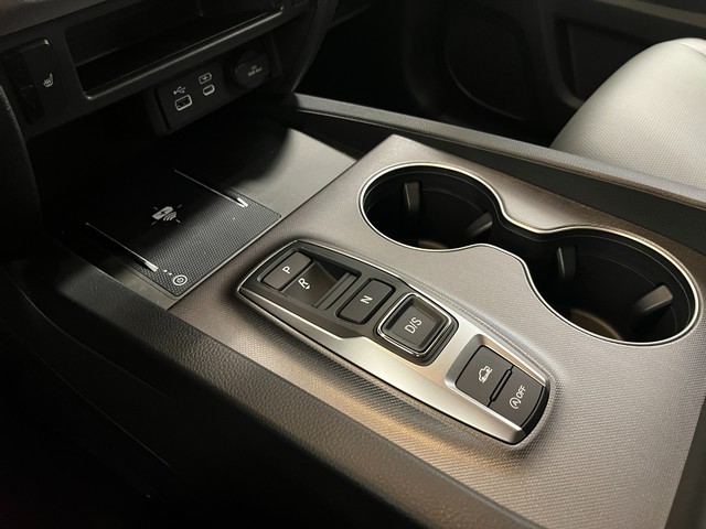 Honda Ridgeline Vehicle Full-screen Gallery Image 19