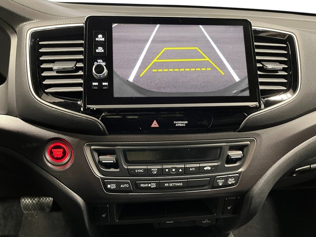 Honda Ridgeline Vehicle Full-screen Gallery Image 21