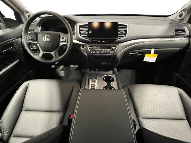 Honda Ridgeline Vehicle Full-screen Gallery Image 24