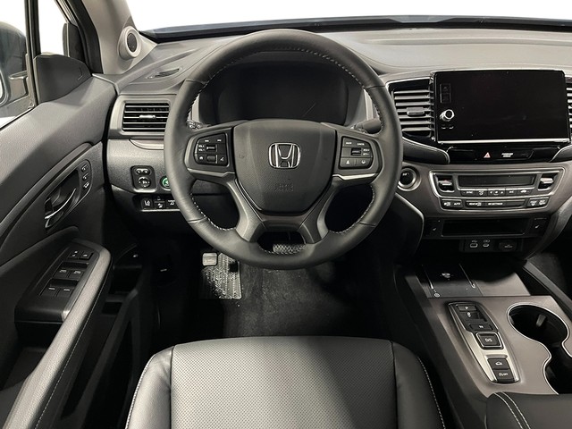 Honda Ridgeline Vehicle Full-screen Gallery Image 25