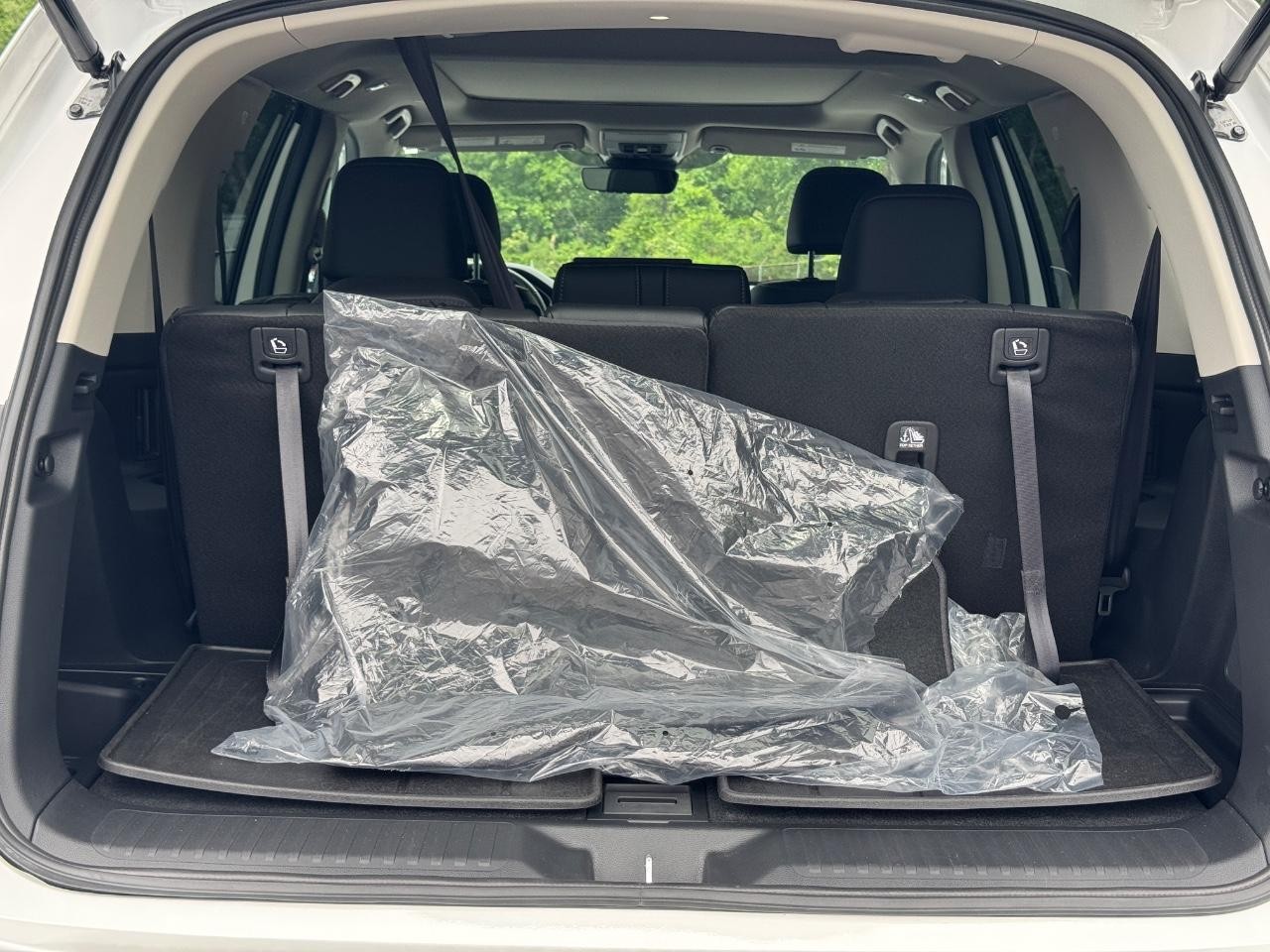 Honda Pilot Vehicle Full-screen Gallery Image 05
