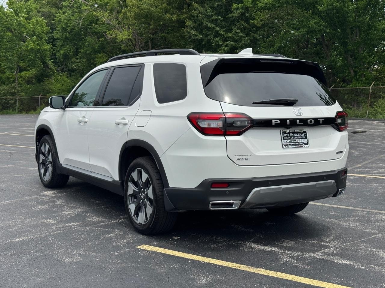 Honda Pilot Vehicle Full-screen Gallery Image 07