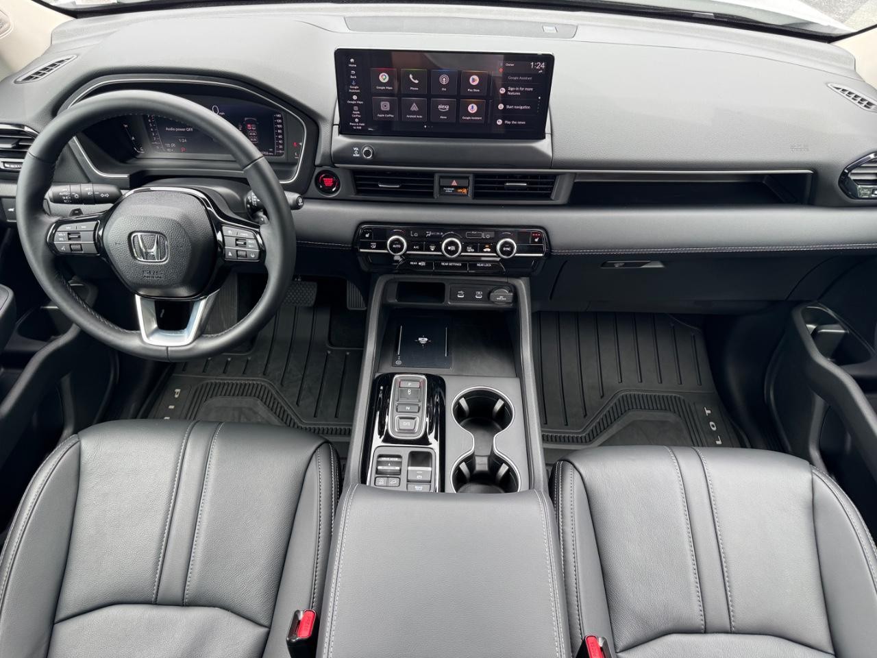 Honda Pilot Vehicle Full-screen Gallery Image 13