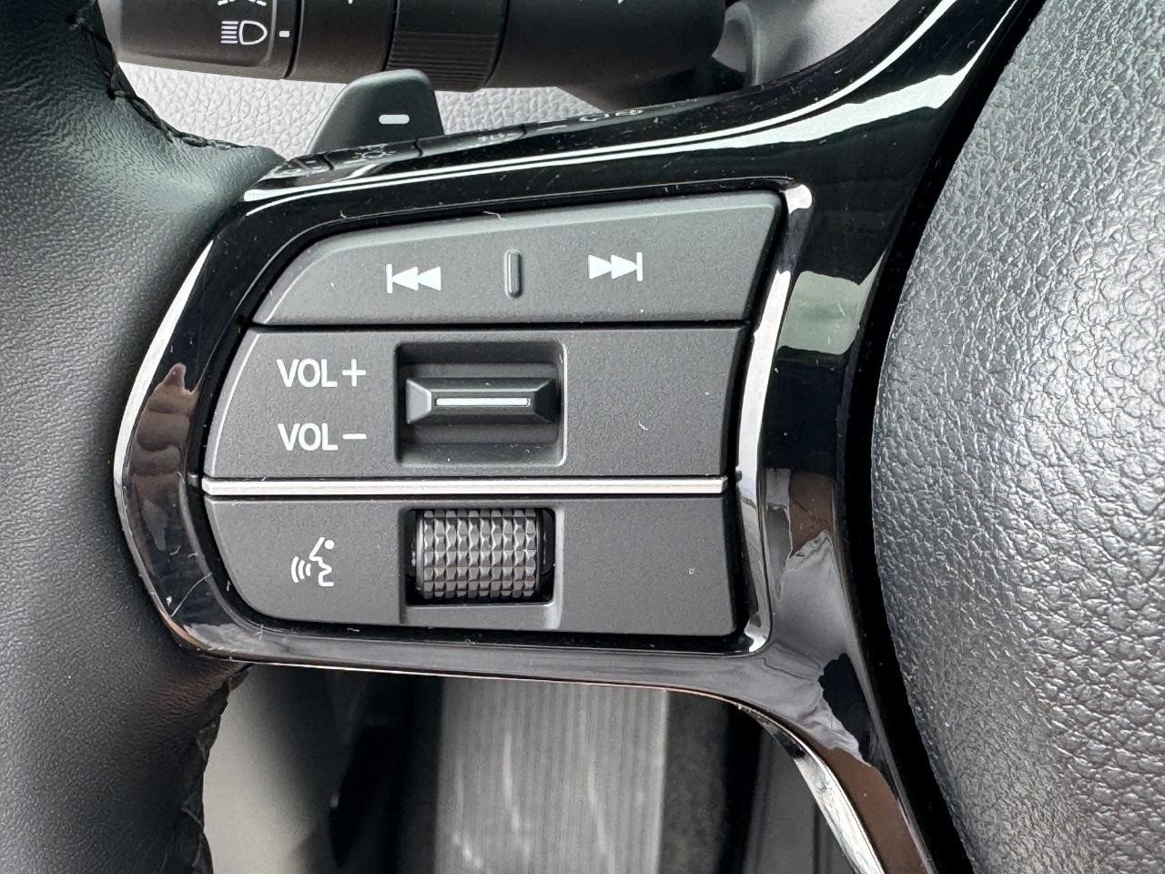 Honda Pilot Vehicle Full-screen Gallery Image 23