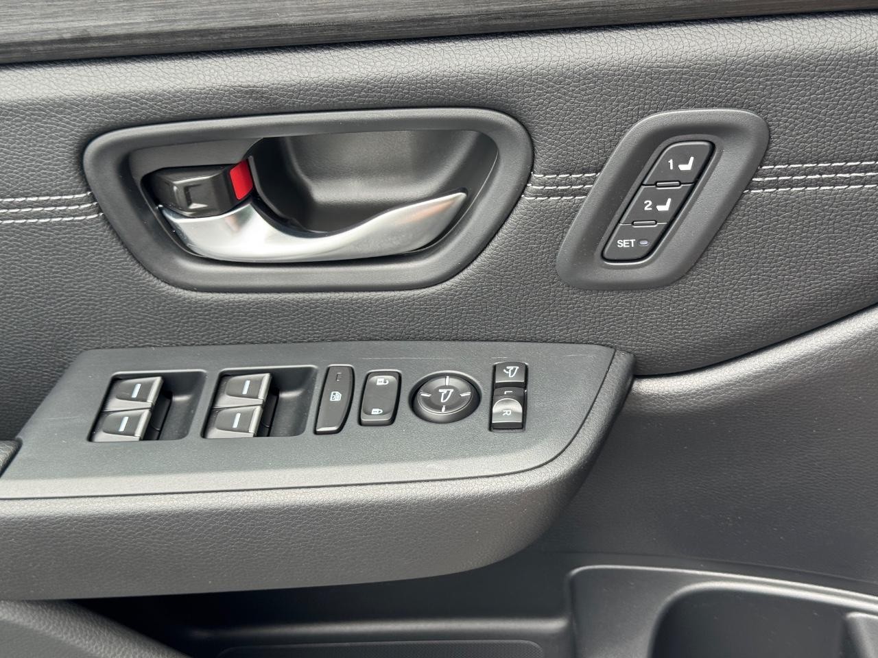 Honda Pilot Vehicle Full-screen Gallery Image 28