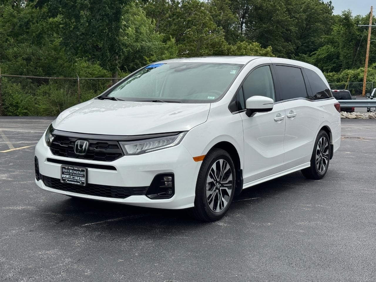 Honda Odyssey Vehicle Full-screen Gallery Image 09