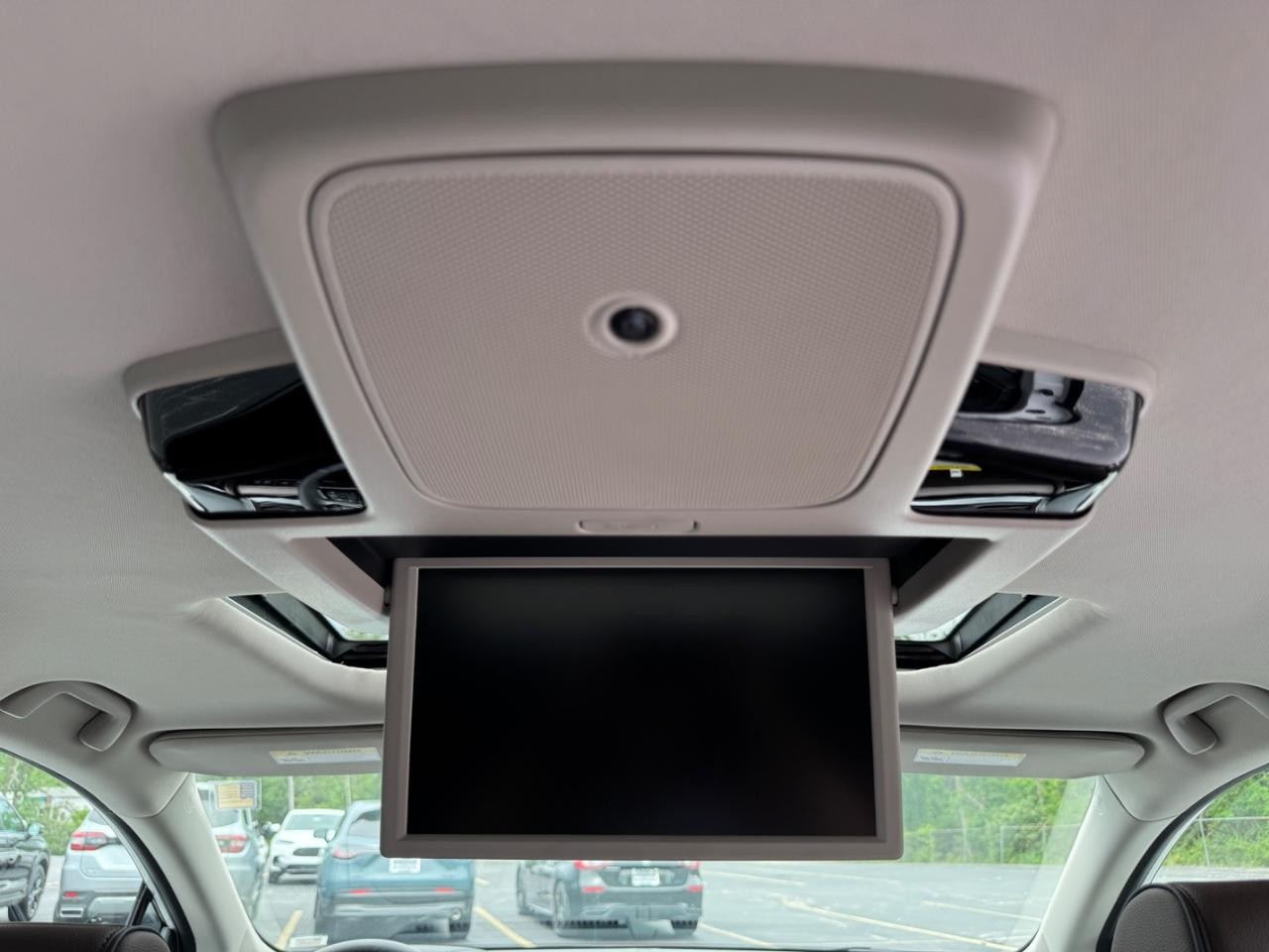 Honda Odyssey Vehicle Full-screen Gallery Image 18