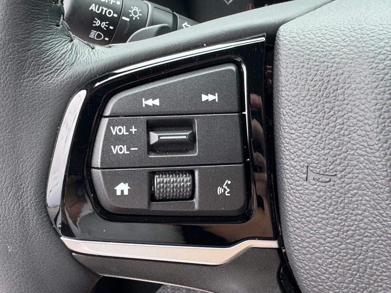 Honda Odyssey Vehicle Full-screen Gallery Image 23