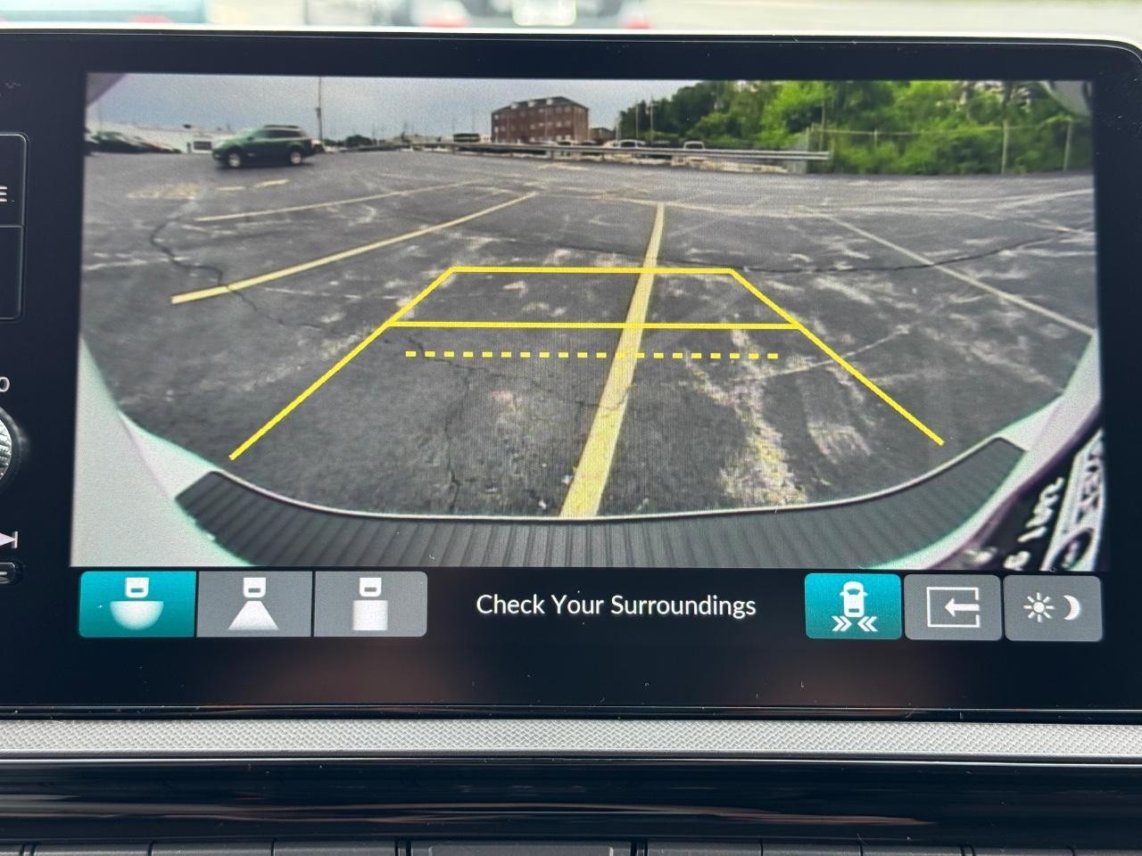 Honda Odyssey Vehicle Full-screen Gallery Image 26