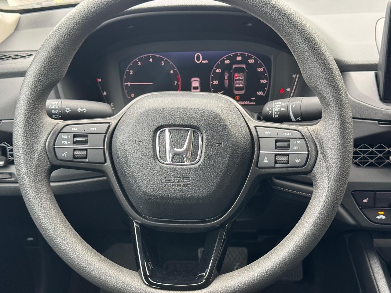 Honda Accord Sedan Vehicle Full-screen Gallery Image 13
