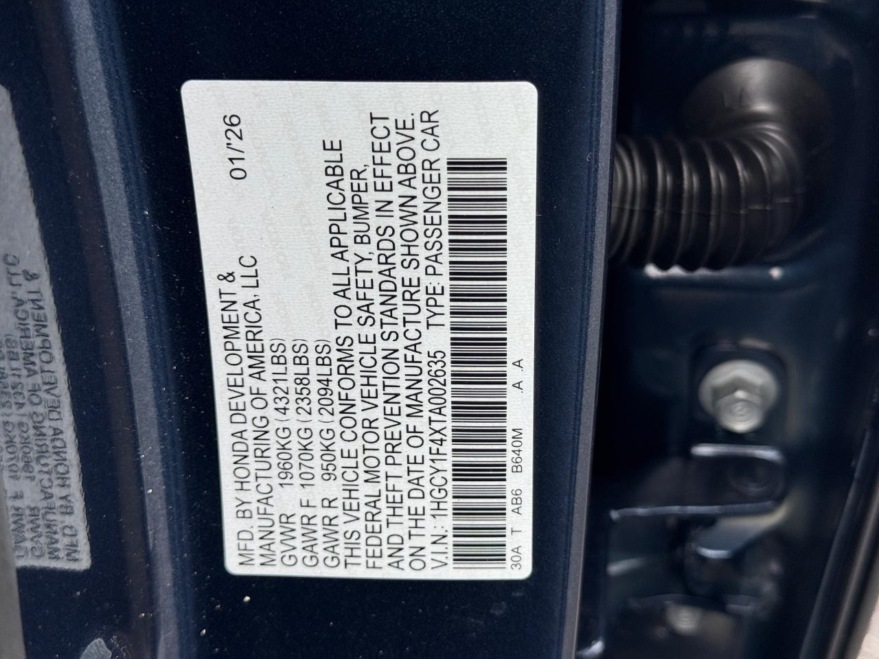 Honda Accord Sedan Vehicle Full-screen Gallery Image 27