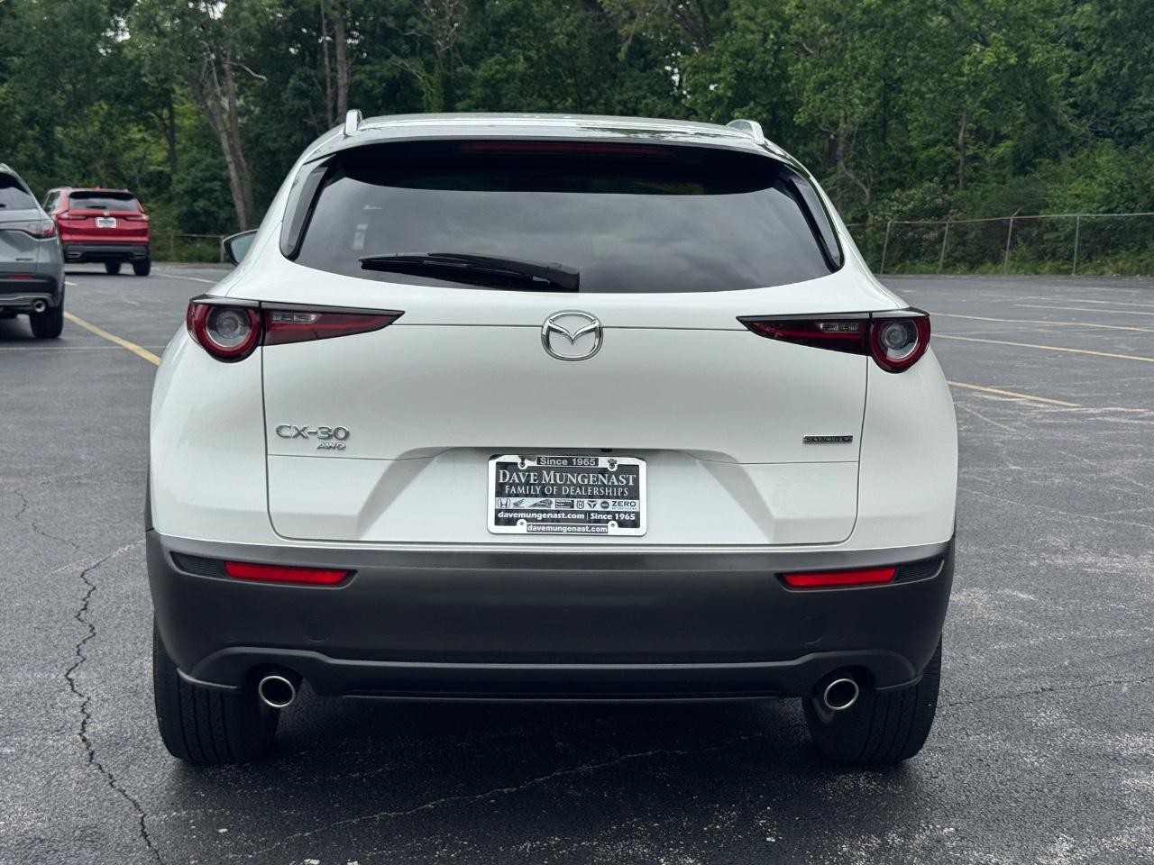 Mazda CX-30 Vehicle Full-screen Gallery Image 06