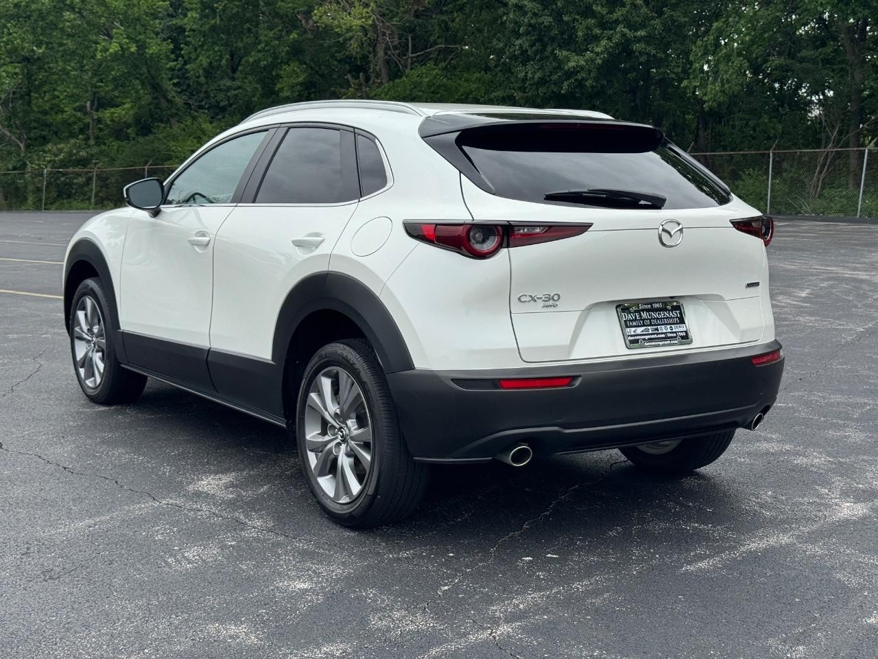 Mazda CX-30 Vehicle Full-screen Gallery Image 07
