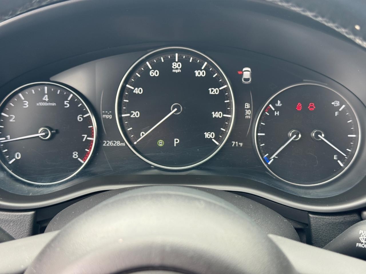 Mazda CX-30 Vehicle Full-screen Gallery Image 21