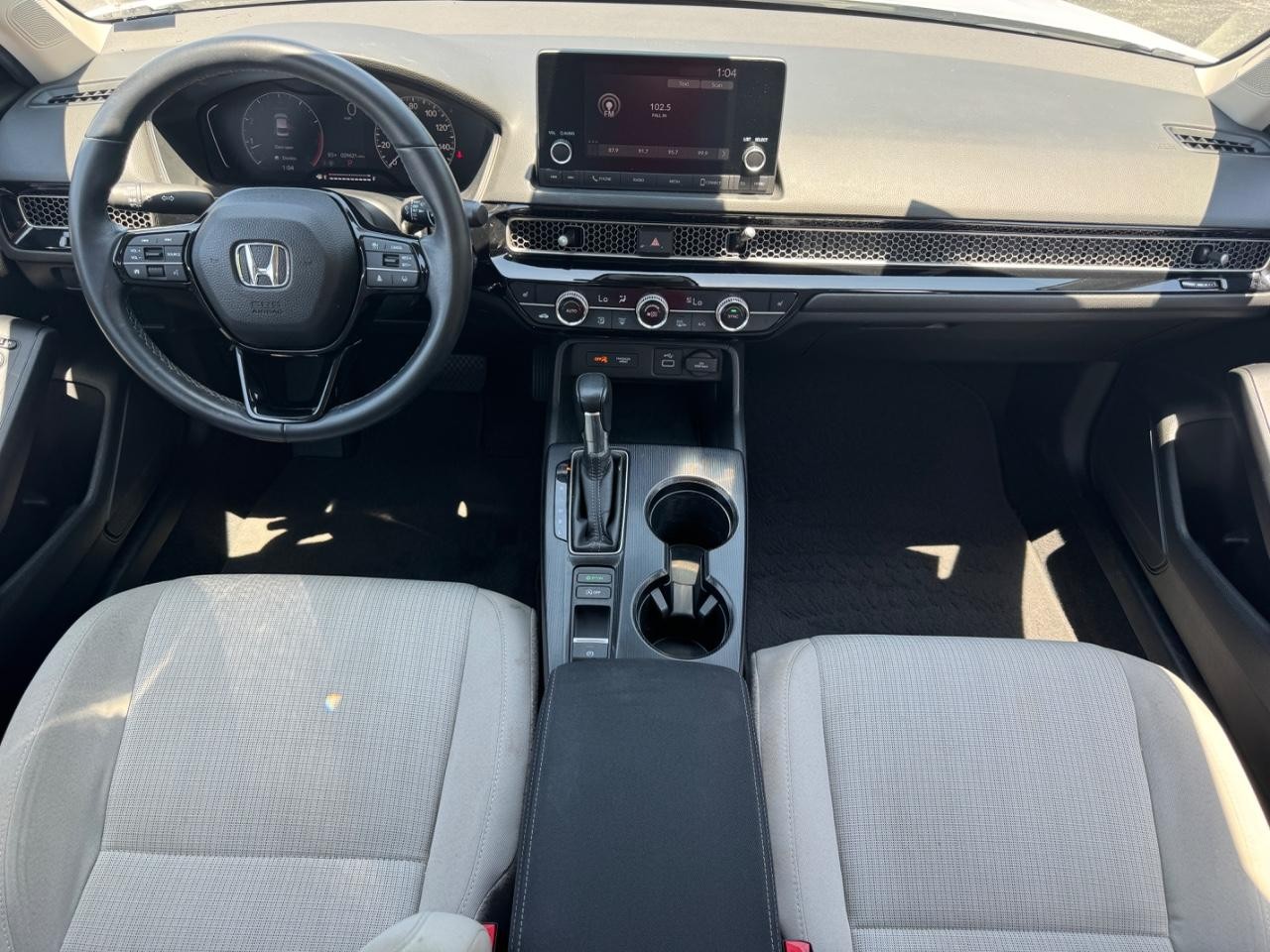 Honda Civic Sedan Vehicle Full-screen Gallery Image 12