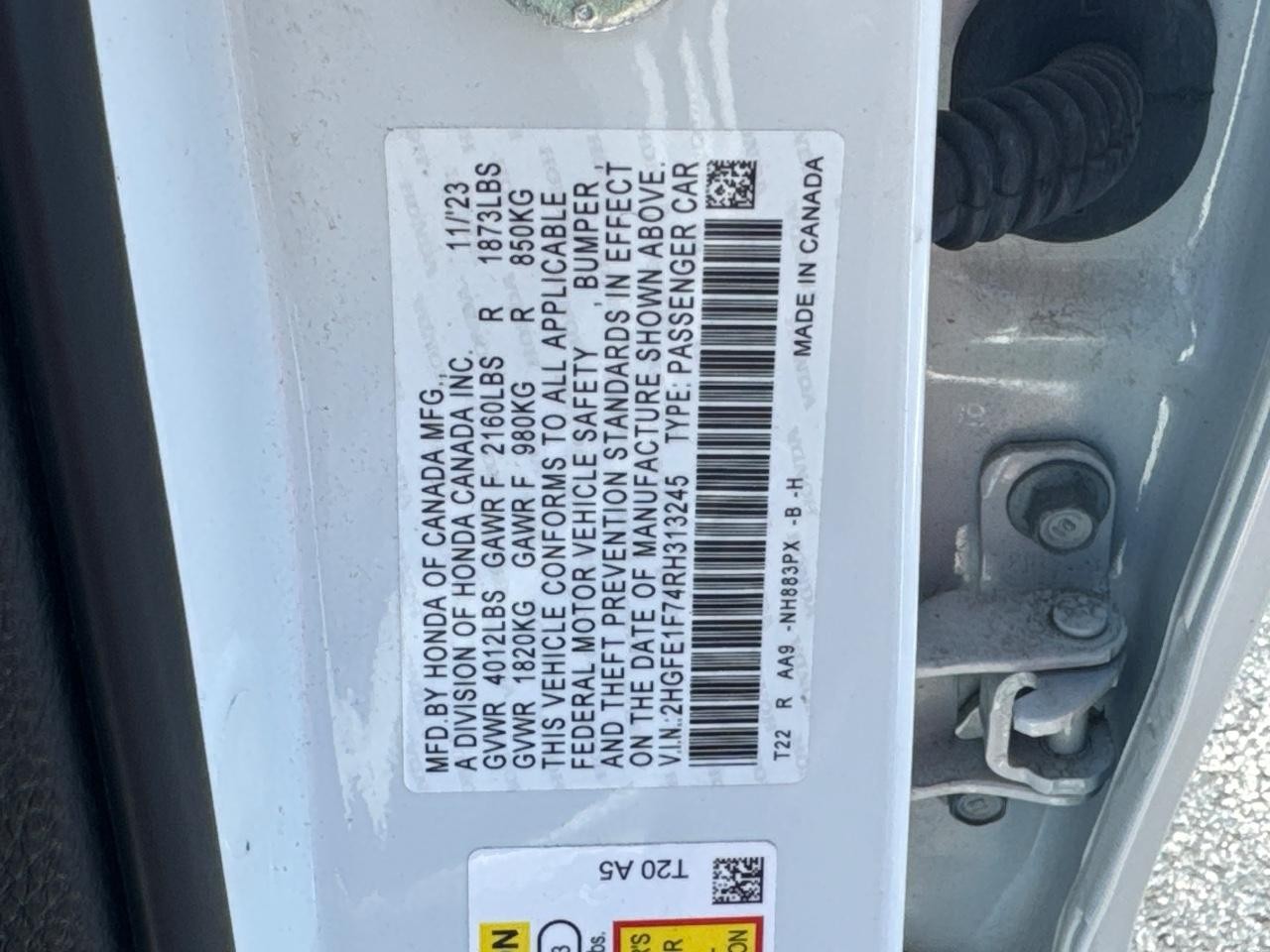 Honda Civic Sedan Vehicle Full-screen Gallery Image 27