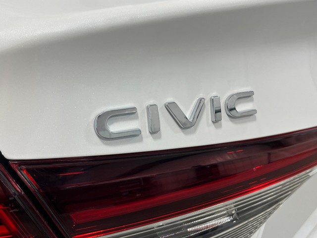 Honda Civic Sedan Vehicle Full-screen Gallery Image 06