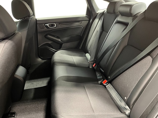 Honda Civic Sedan Vehicle Full-screen Gallery Image 23