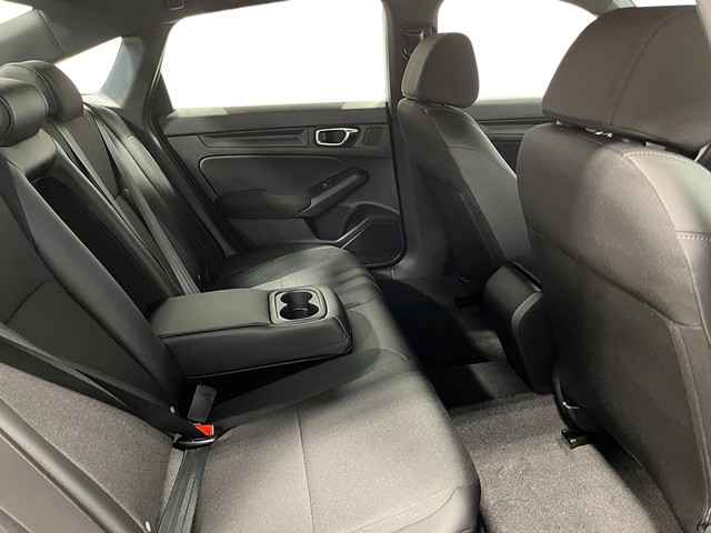Honda Civic Sedan Vehicle Full-screen Gallery Image 24