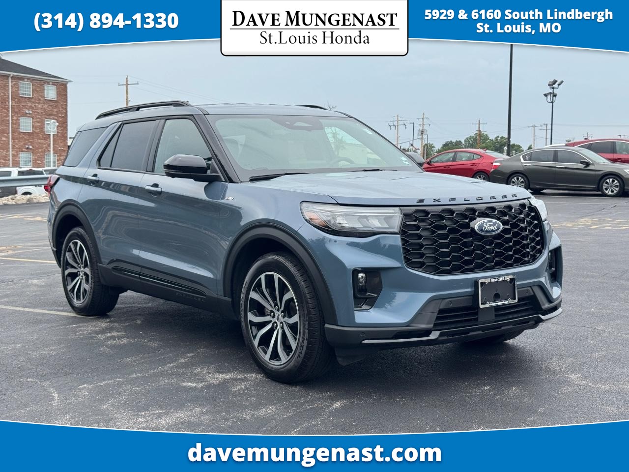 2026 Ford Explorer ST-LINE 4WD's photo