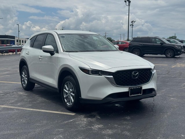 Mazda CX-5 Vehicle Full-screen Gallery Image 02