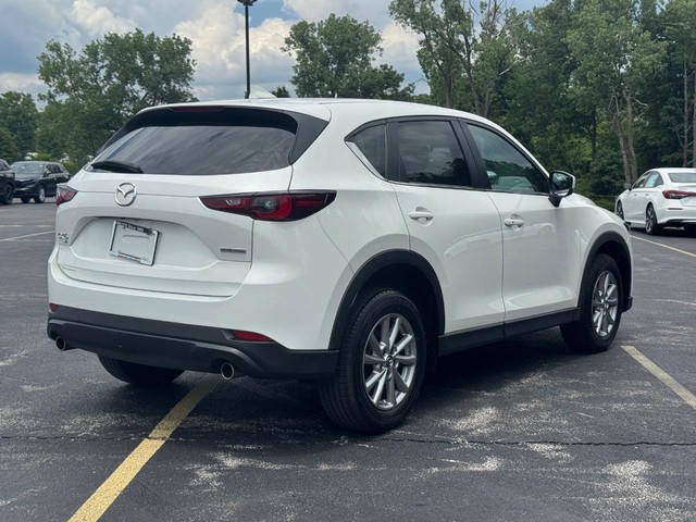 Mazda CX-5 Vehicle Full-screen Gallery Image 04