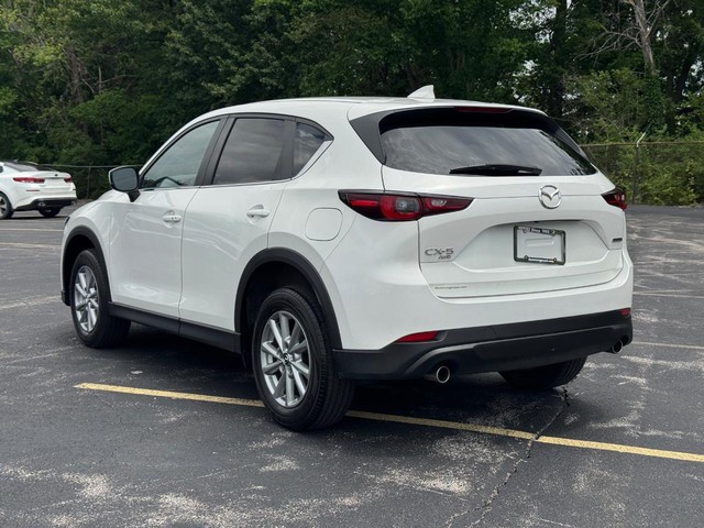 Mazda CX-5 Vehicle Full-screen Gallery Image 07