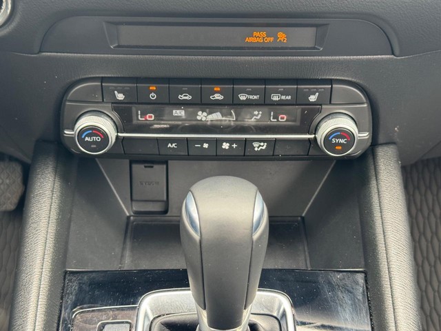Mazda CX-5 Vehicle Full-screen Gallery Image 15