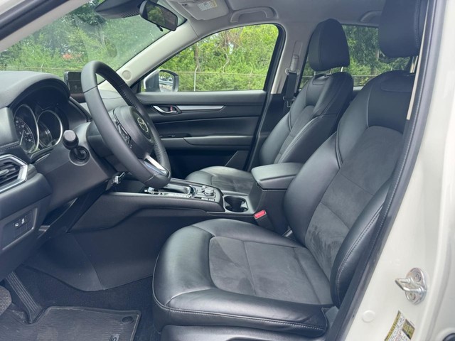 Mazda CX-5 Vehicle Full-screen Gallery Image 19