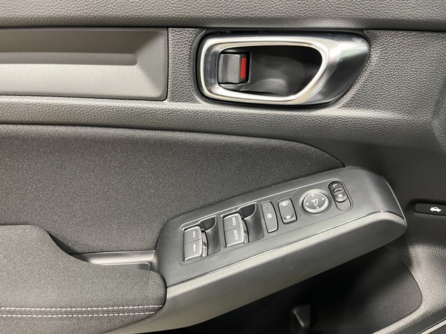 Honda Civic Sedan Vehicle Full-screen Gallery Image 15