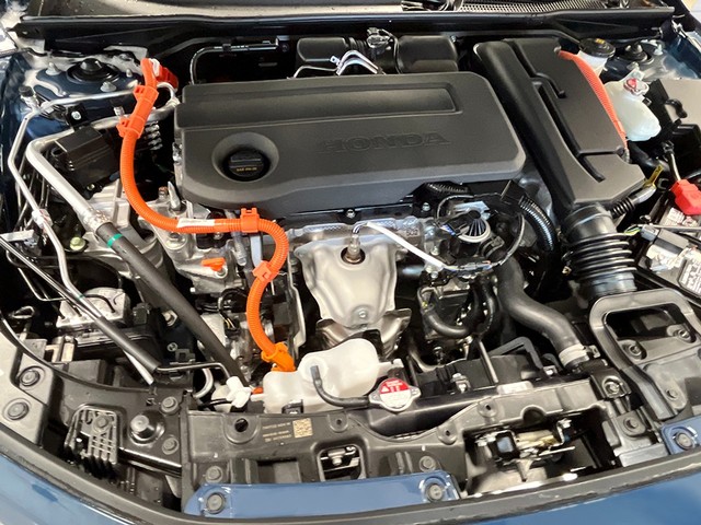 Honda Civic Sedan Hybrid Vehicle Full-screen Gallery Image 13