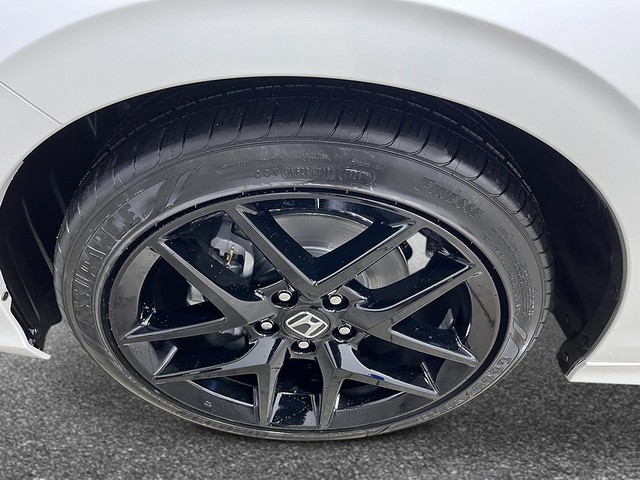 Honda Civic Sedan Hybrid Vehicle Full-screen Gallery Image 12