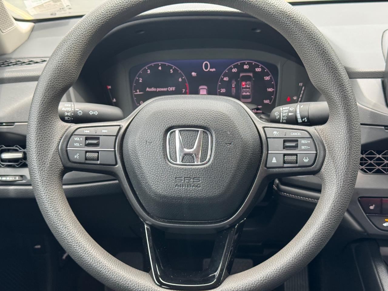 Honda Accord Sedan Vehicle Full-screen Gallery Image 13