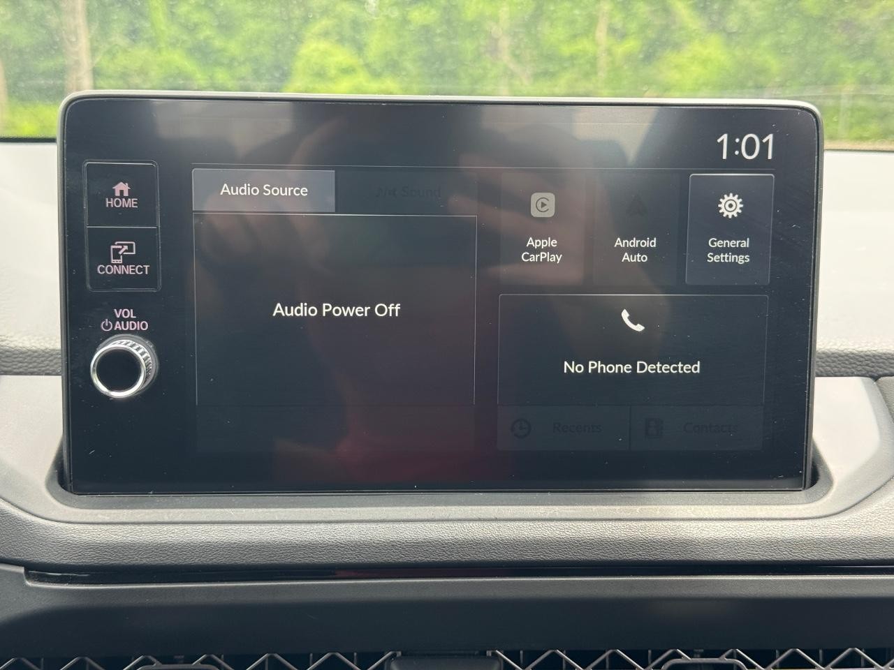Honda Accord Sedan Vehicle Full-screen Gallery Image 14