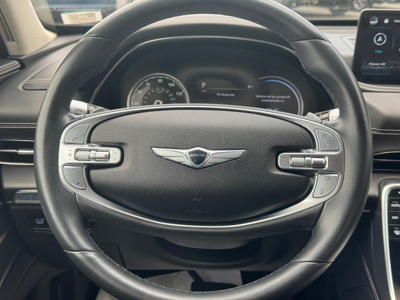 Genesis GV80 Vehicle Full-screen Gallery Image 13