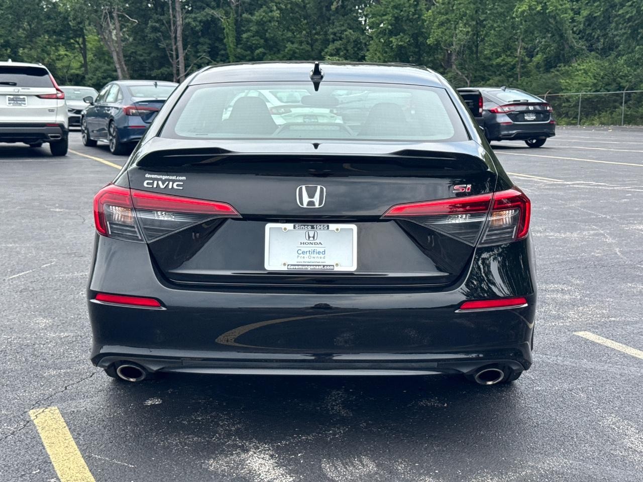 Honda Civic Si Vehicle Full-screen Gallery Image 06
