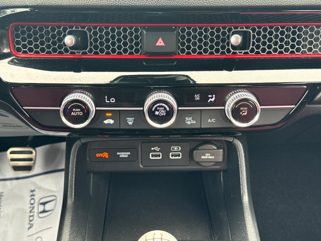 Honda Civic Si Vehicle Full-screen Gallery Image 15
