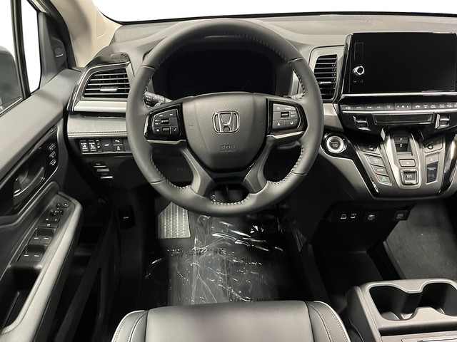 Honda Odyssey Vehicle Full-screen Gallery Image 26