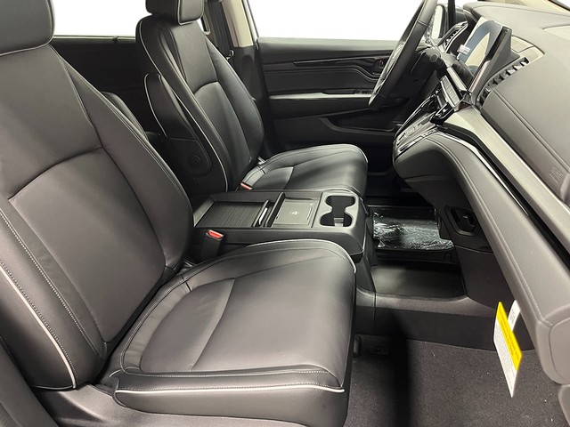 Honda Odyssey Vehicle Full-screen Gallery Image 29
