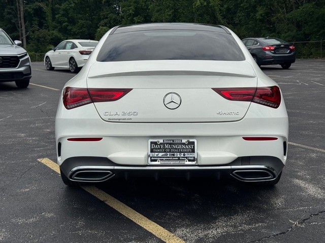 Mercedes-Benz CLA Vehicle Full-screen Gallery Image 06