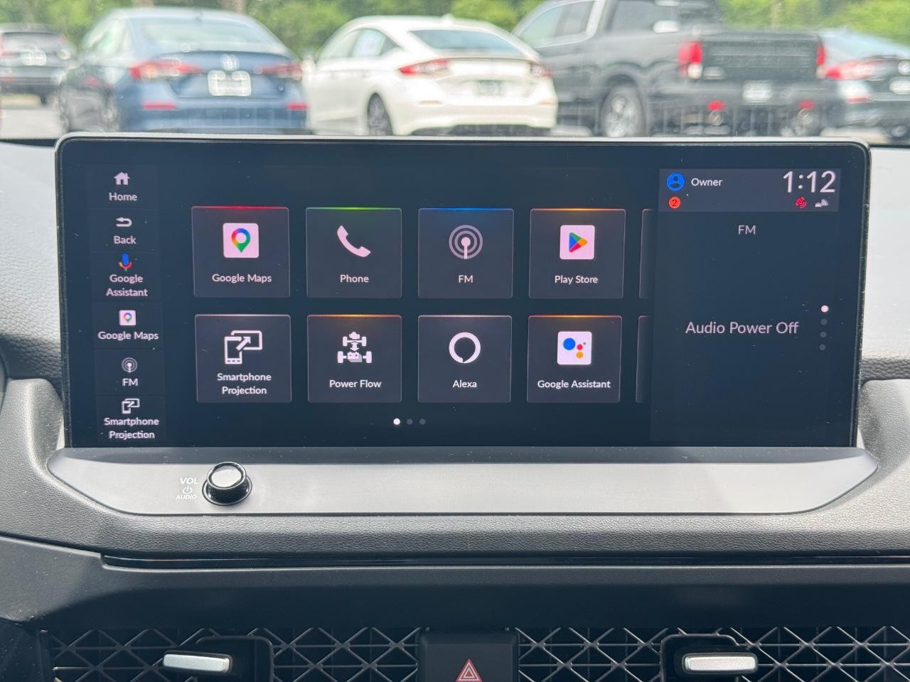 Honda Accord Hybrid Vehicle Full-screen Gallery Image 14